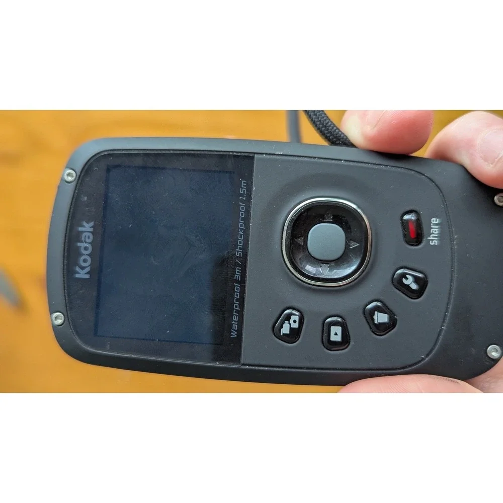 Kodak PlaySport‎ ZX5 Waterproof HD Video Camera Red *Works*